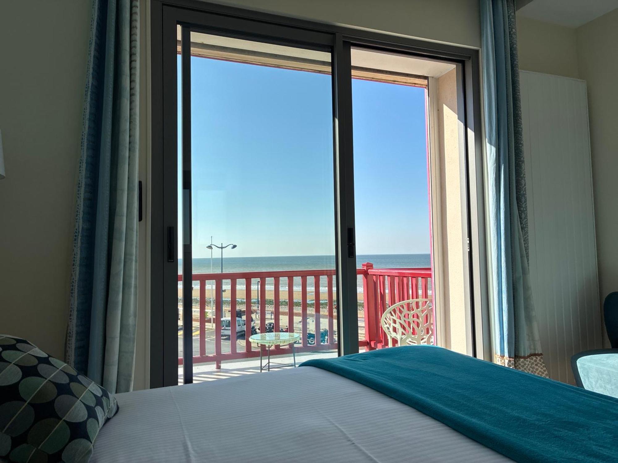 Hotel Outre-Mer - Villa Le Couchant Villers-sur-Mer Buitenkant foto